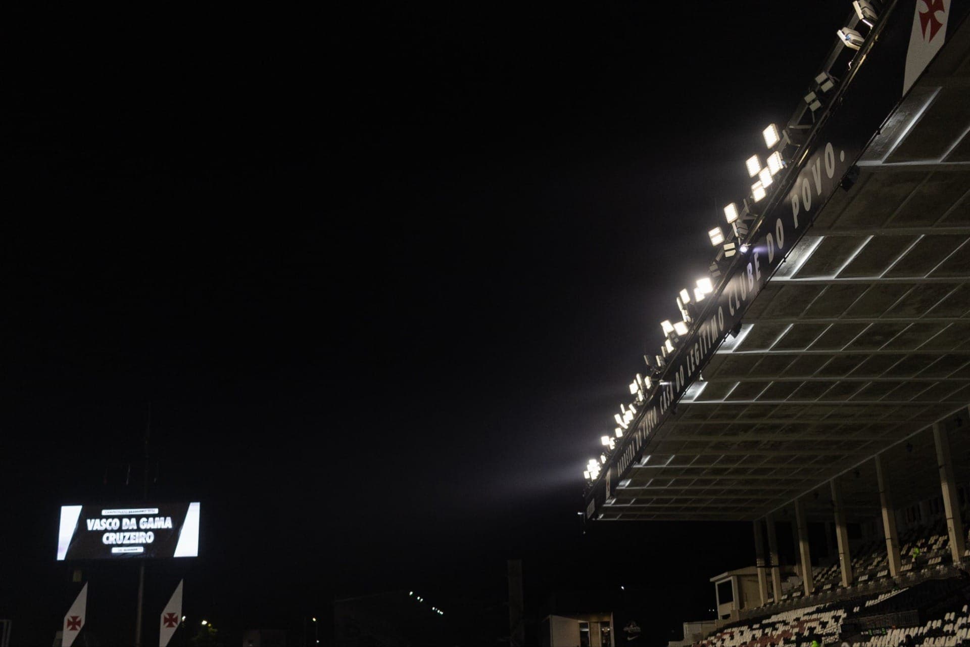 Vasco x Cruzeiro: veja escalações para jogo do Brasileirão