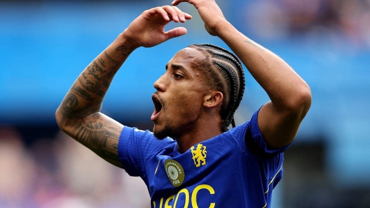 João Pedro marca na vitória do Chelsea sobre o Brighton na Premier League