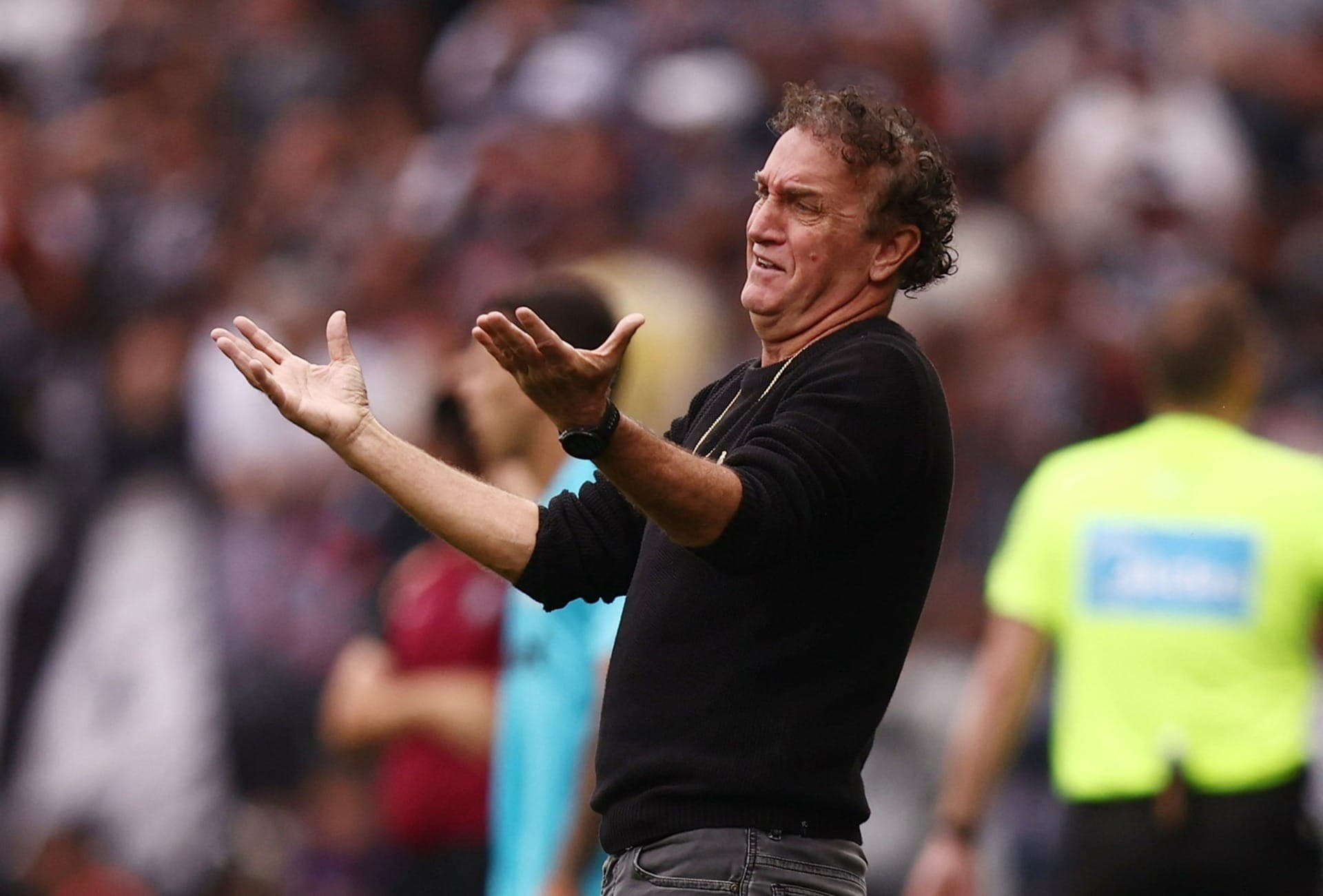 Cuca comemora vitória e vê Santos no mesmo nível de qualquer adversário