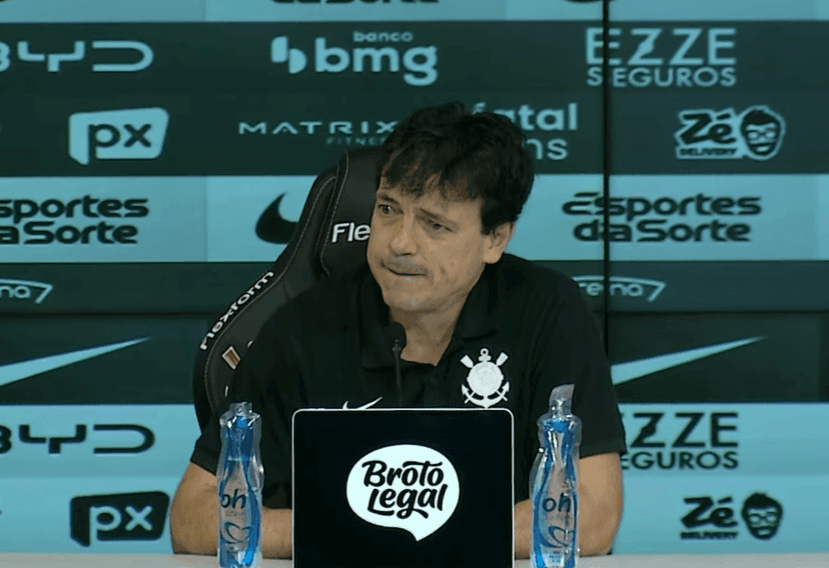 Diniz aponta problema do Corinthians em derrota para o Santos