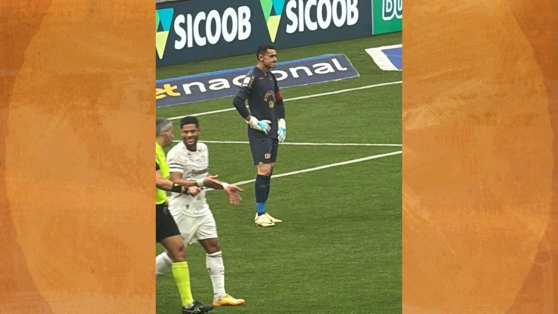 Santos vai perder a vaga? Odair responde após falhas no Athletico
