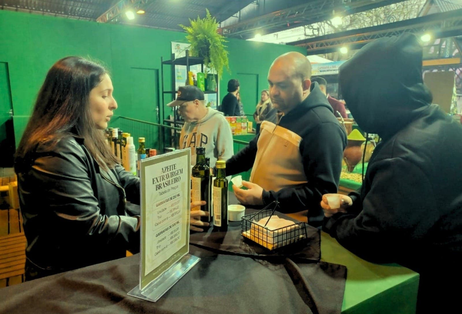 Maior safra de olivas brasileiras impulsiona vendas de azeite na Expointer